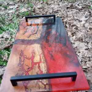 plateau de service en époxy gravure lichtenberg