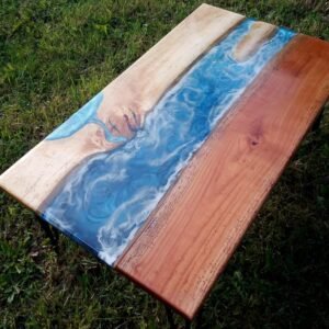 Table Basse « Lagune » en Orme Massif et Résine Époxy Thème Marin