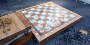 Échiquier en bois – modèle 44 Échiquier en bois – modèle 44