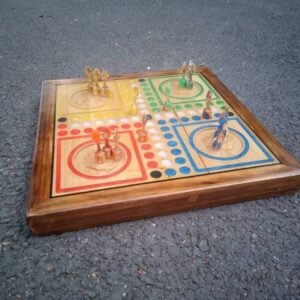 Jeu des Petits Chevaux + pions en bois et époxy