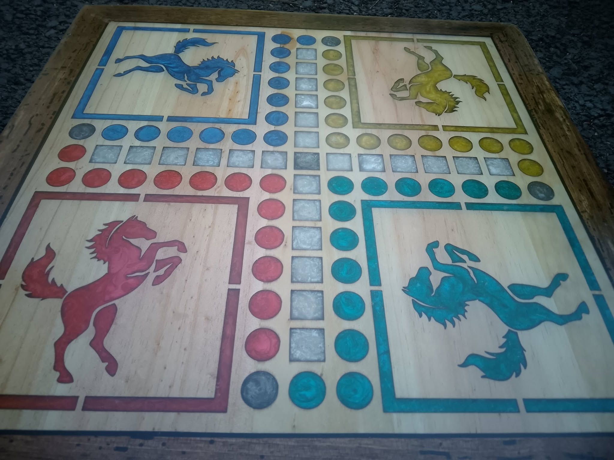 jeu de petits chevaux bois