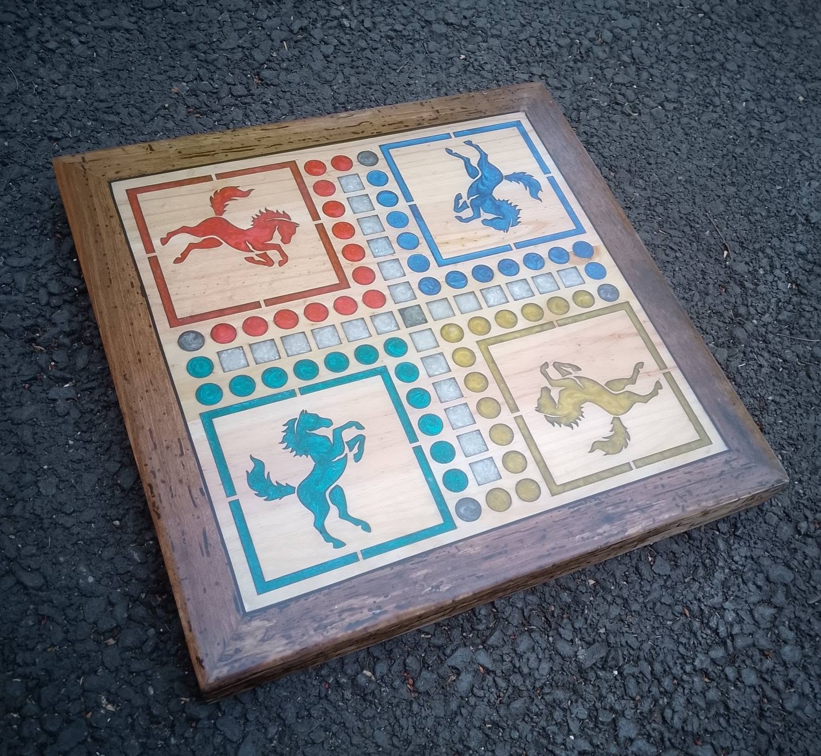 jeu de petits chevaux bois
