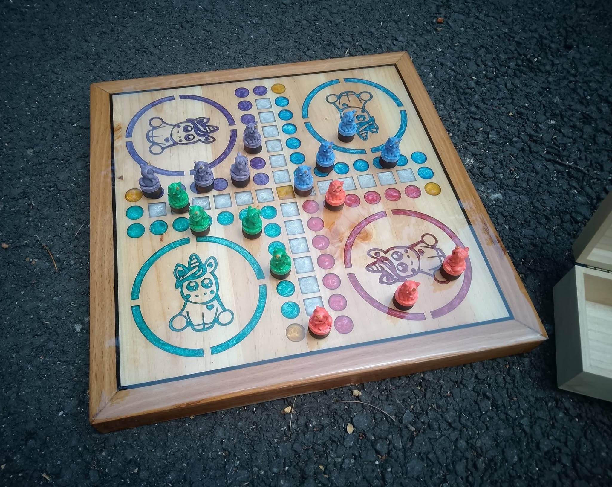 jeu de petits chevaux bois
