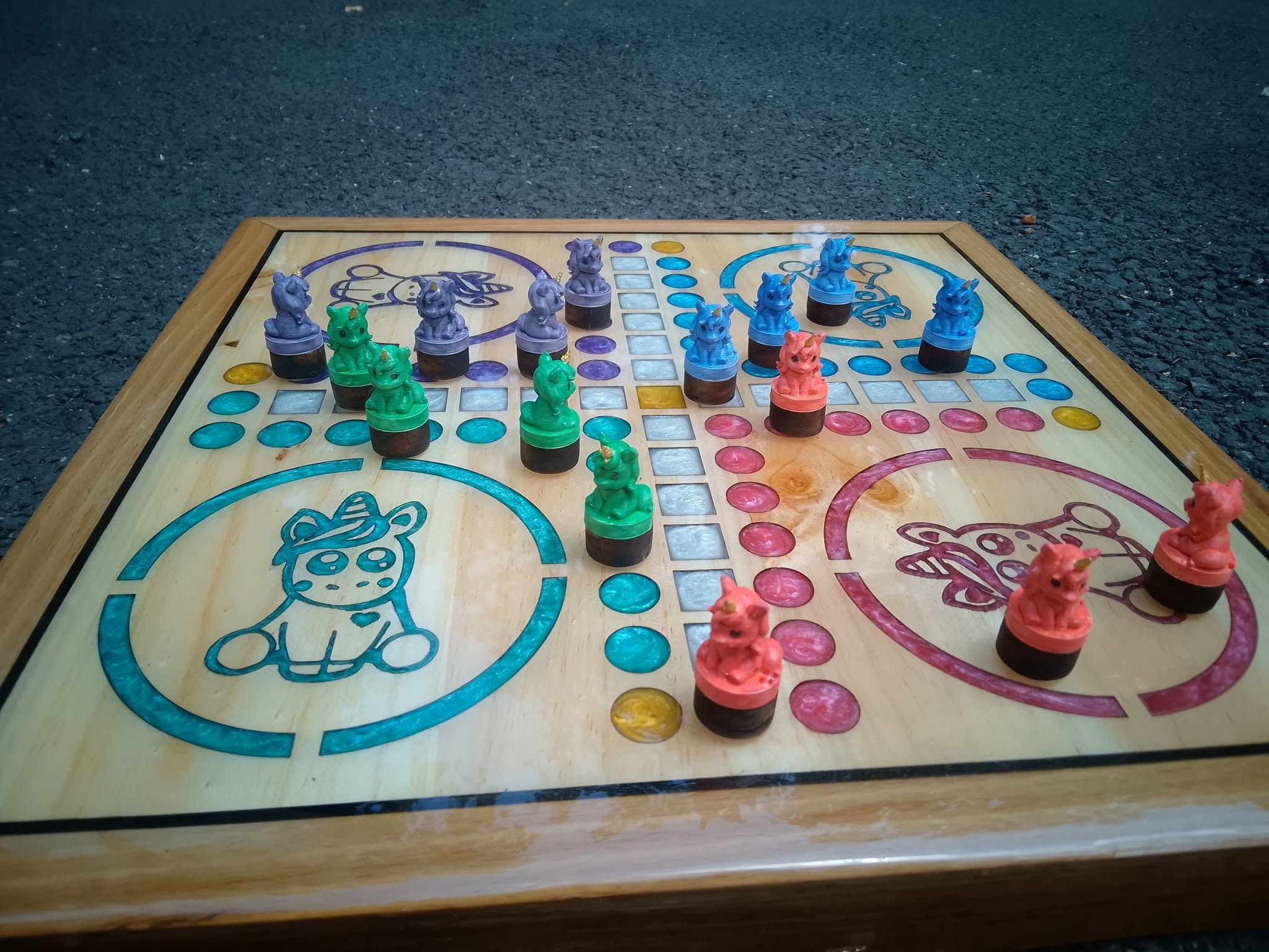 jeu de petits chevaux bois