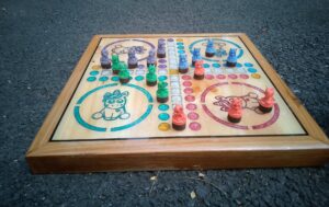 jeu des petites chevaux , thème licorne